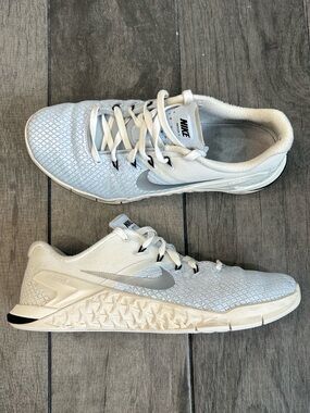 NIKE Metcon XD-Women’s size 9.5